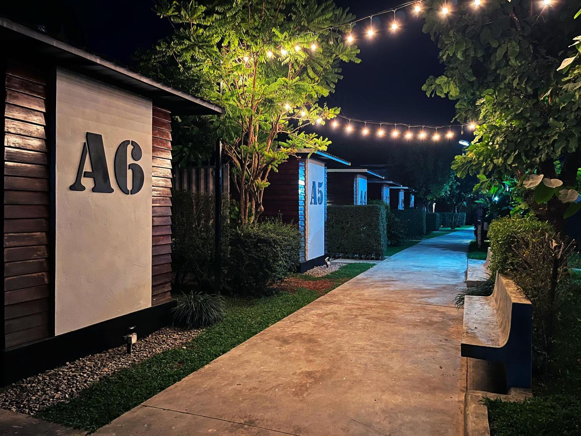 KONG Resort Vang Vieng Exterior foto